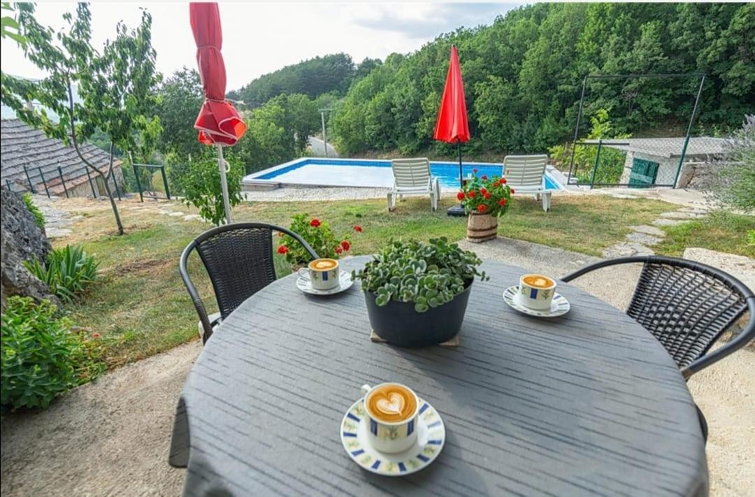Вілла Honey House Grabovac  Екстер'єр фото