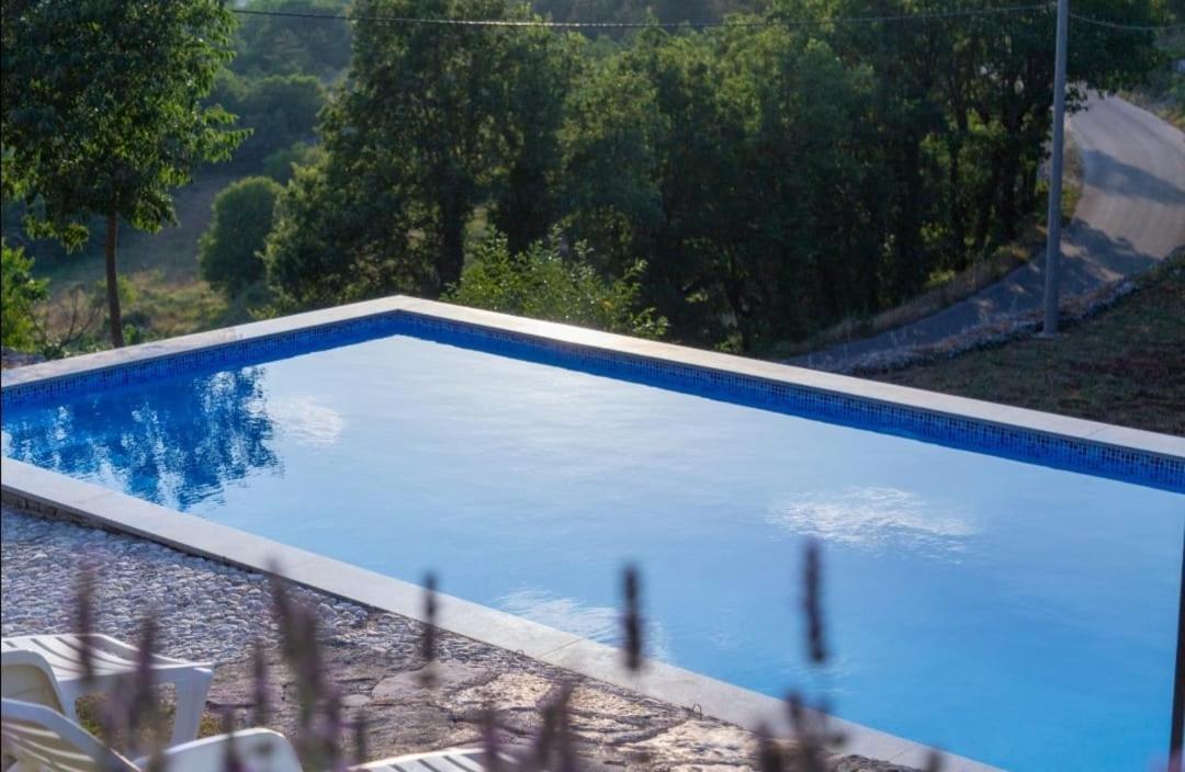 Вілла Honey House Grabovac  Екстер'єр фото