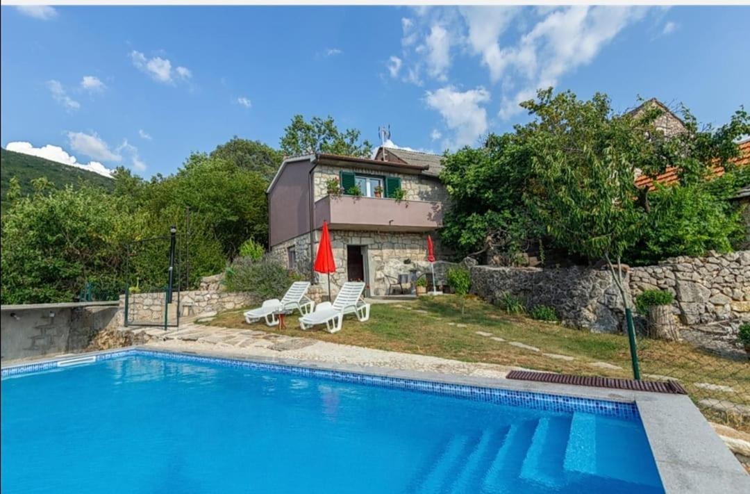 Вілла Honey House Grabovac  Екстер'єр фото