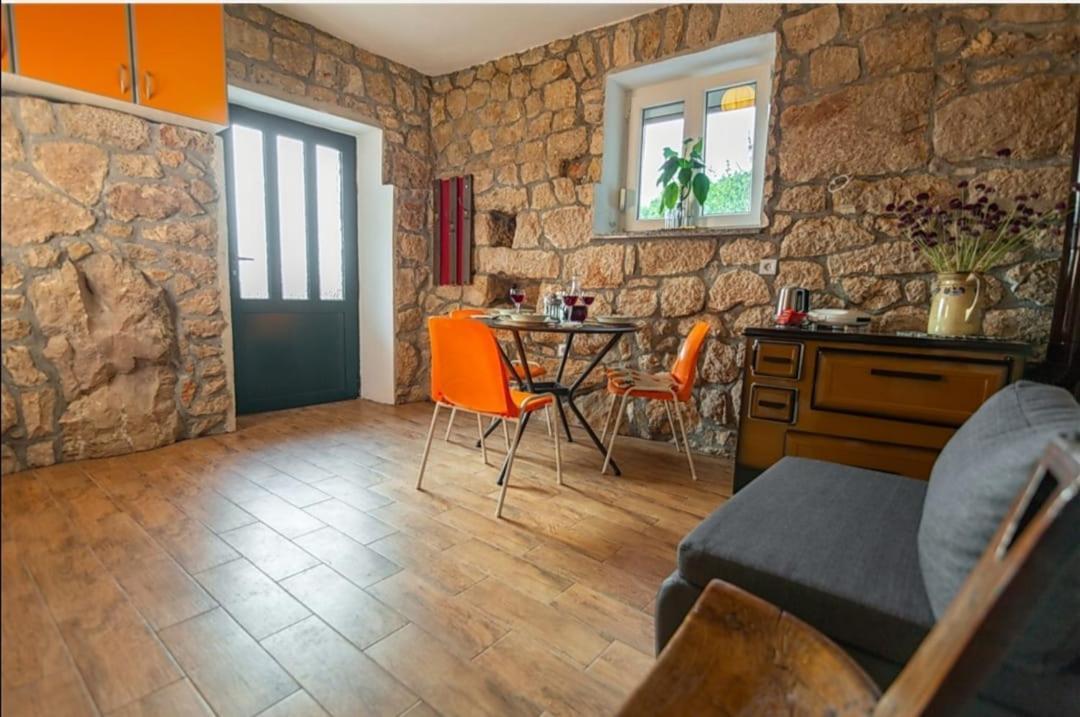 Вілла Honey House Grabovac  Екстер'єр фото