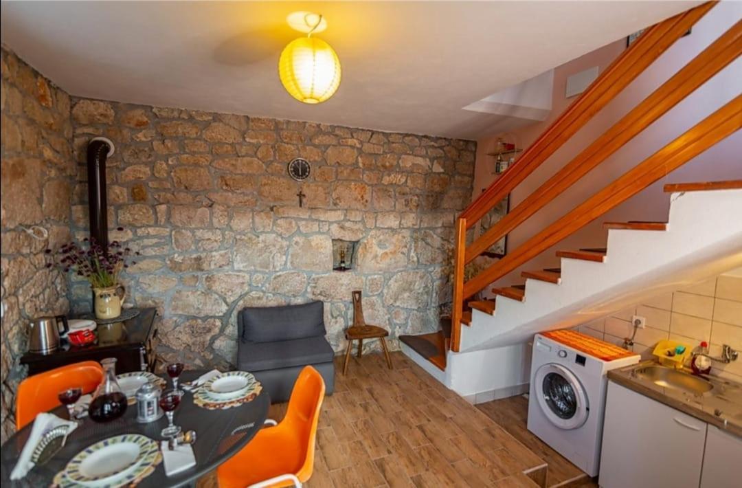 Вілла Honey House Grabovac  Екстер'єр фото