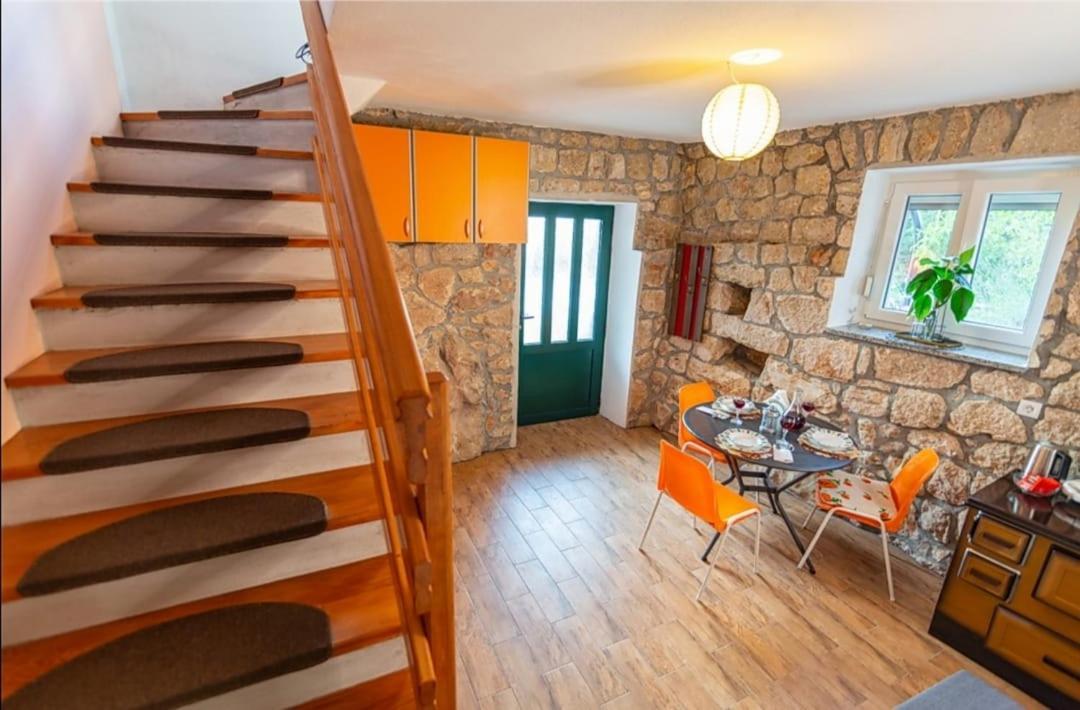 Вілла Honey House Grabovac  Екстер'єр фото